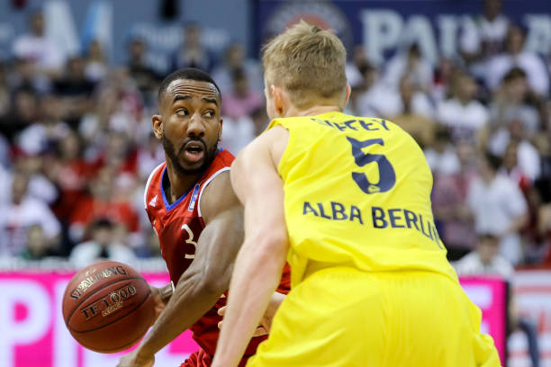 特殊地位 特殊地位