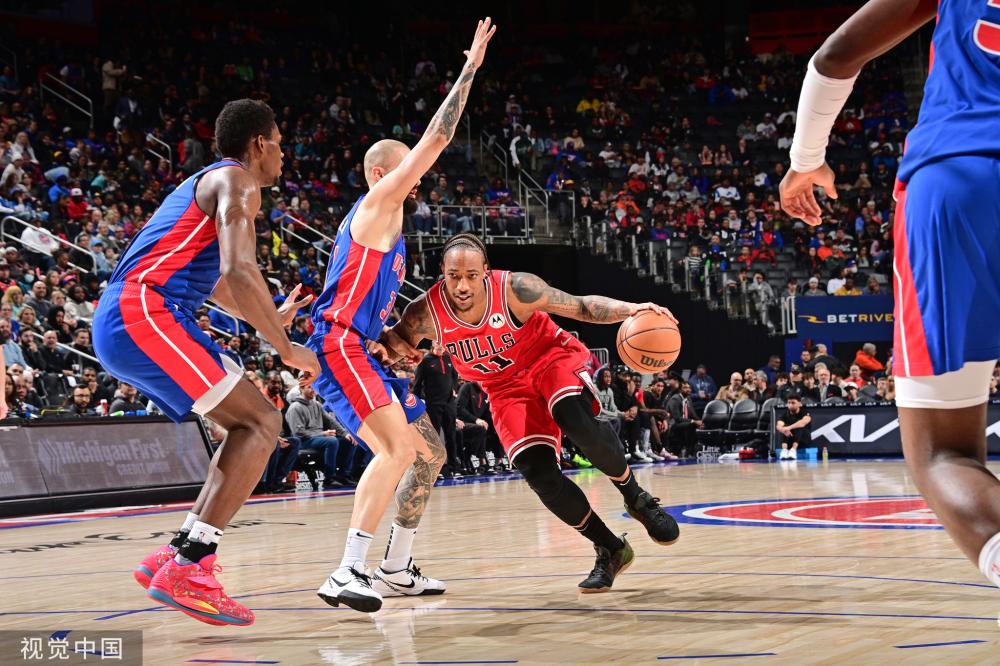 这一消息引 这一消息引